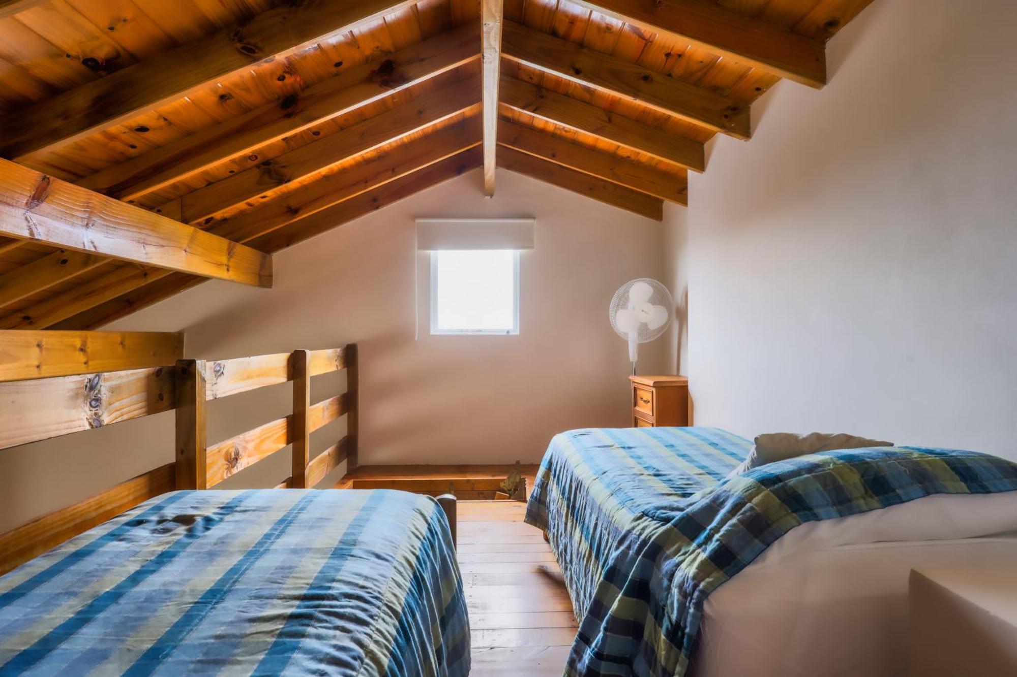 Victoria Village Carilo Room photo